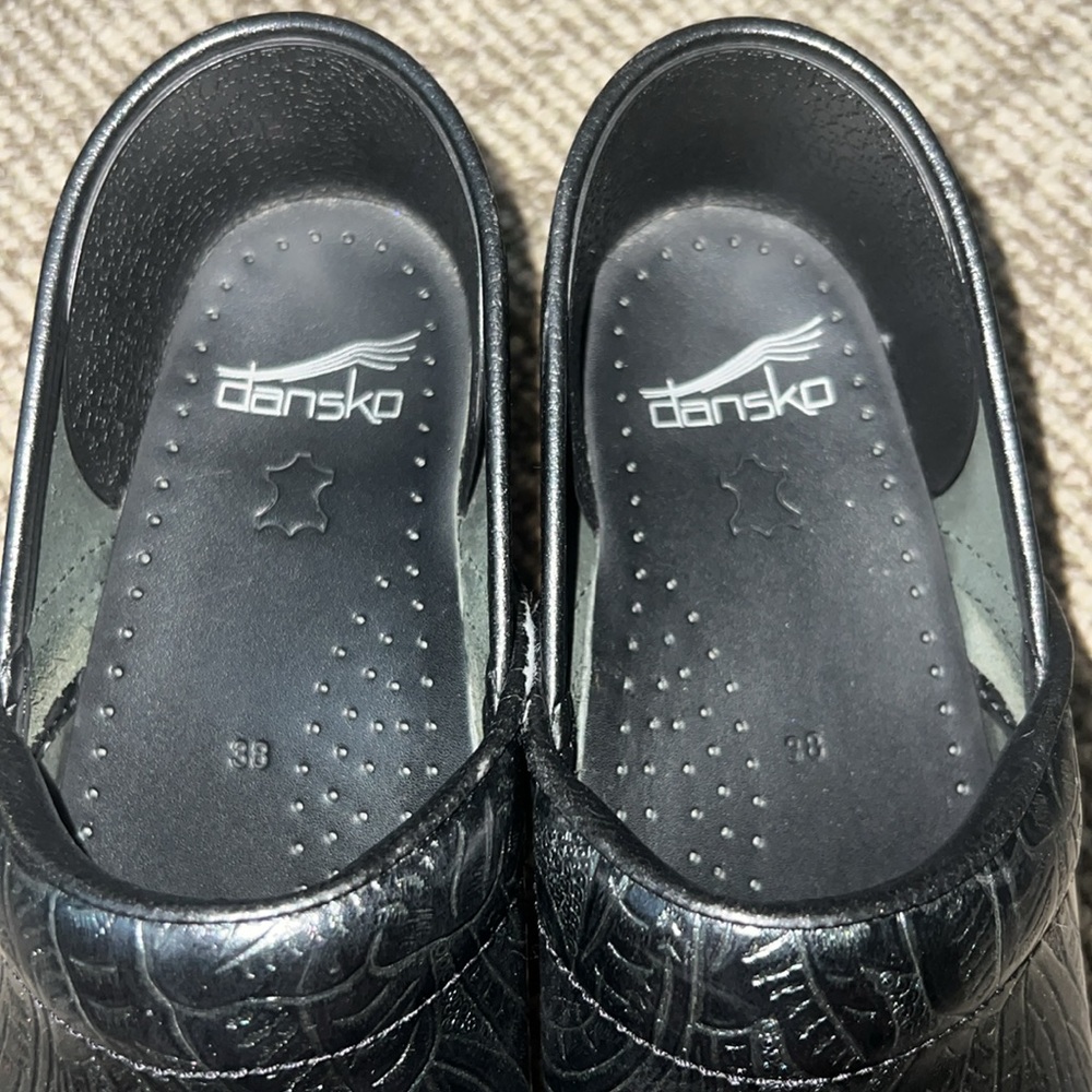 Dansko Professional Tooled Black Size 38 - image 4